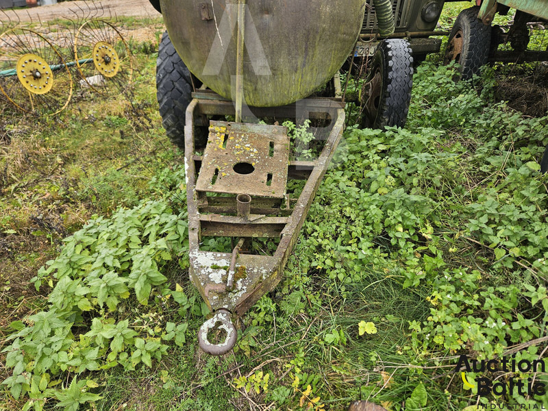 Tanker - Savivartis priekaba: foto 4 Tanker - Savivartis priekaba: foto 4