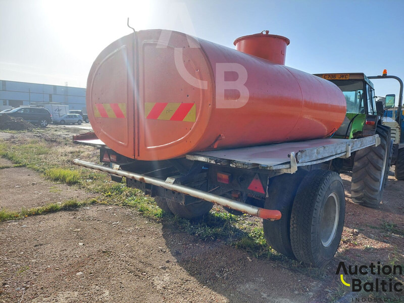 Trailer for transporting and watering water - Cisterninė priekaba: foto 3 Trailer for transporting and watering water - Cisterninė priekaba: foto 3