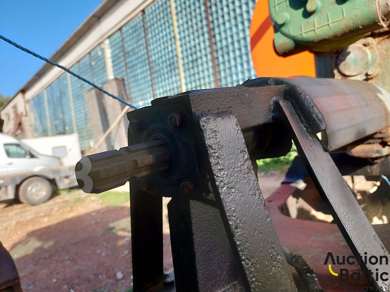 Trailer for transporting and watering water - Cisterninė priekaba: foto 5 Trailer for transporting and watering water - Cisterninė priekaba: foto 5