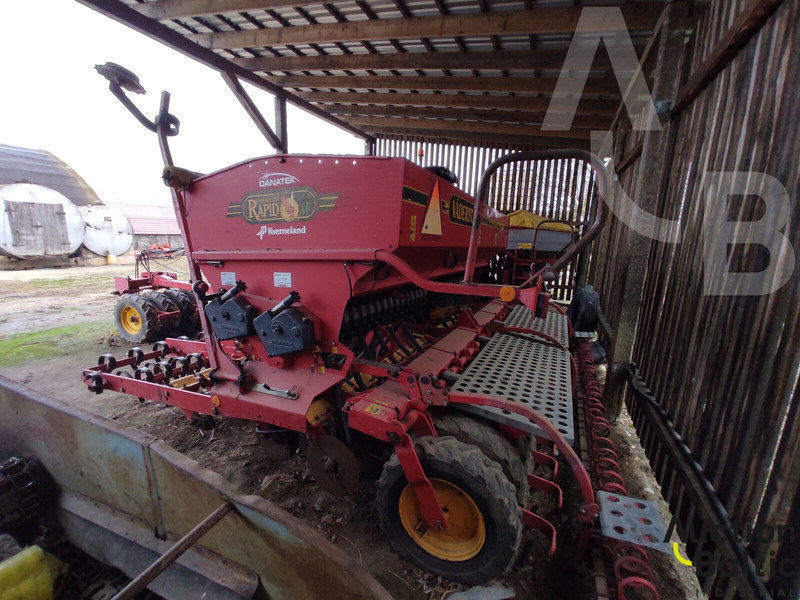 Vaderstad Rapid400C - Sėjos technika: foto 3 Vaderstad Rapid400C - Sėjos technika: foto 3