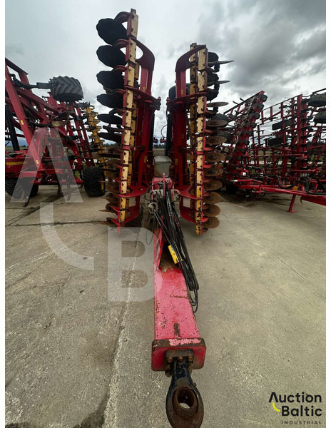 Vaderstad TopDown600 - Diskiniai skutikai: foto 2 Vaderstad TopDown600 - Diskiniai skutikai: foto 2