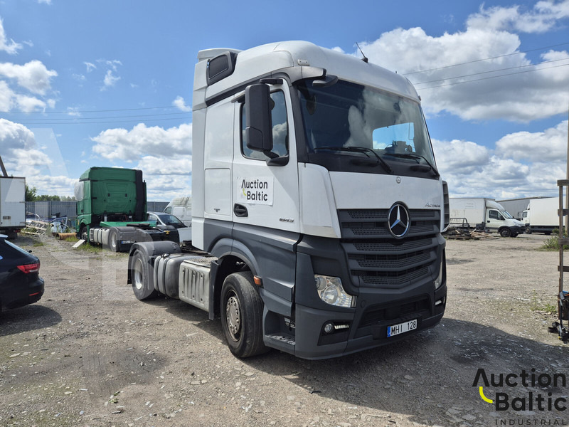 Mercedes-Benz Actros 1843 - Vilkikas: foto 1 Mercedes-Benz Actros 1843 - Vilkikas: foto 1