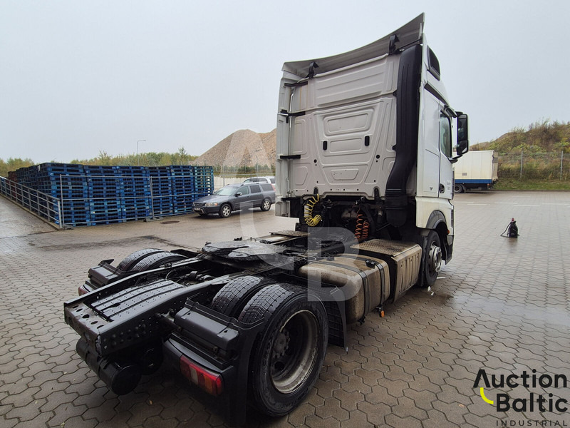 Mercedes-Benz Actros 1845 - Vilkikas: foto 4 Mercedes-Benz Actros 1845 - Vilkikas: foto 4