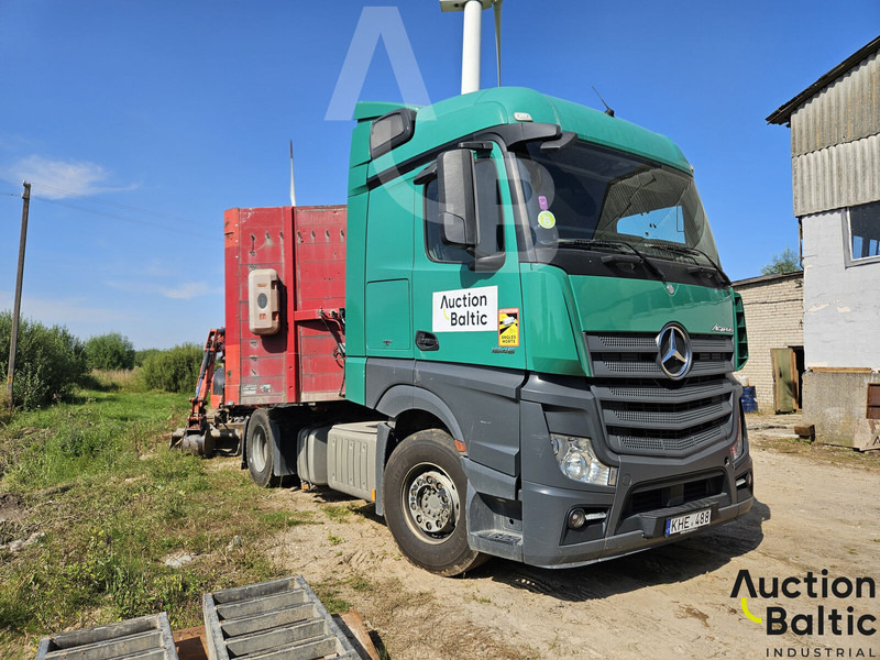Mercedes-Benz Actros 1845 - Vilkikas: foto 2 Mercedes-Benz Actros 1845 - Vilkikas: foto 2