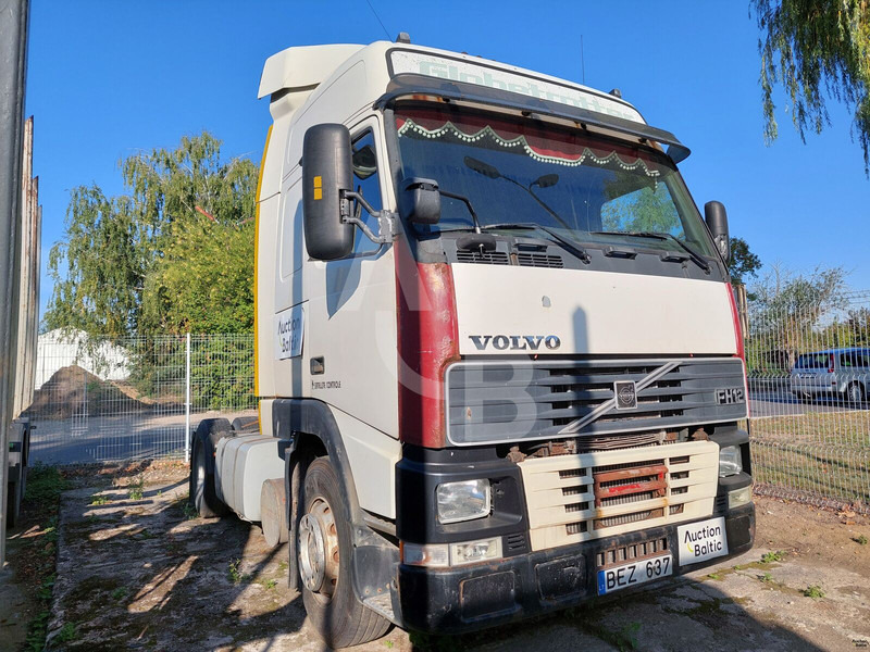 Volvo FH12 - Vilkikas: foto 2 Volvo FH12 - Vilkikas: foto 2