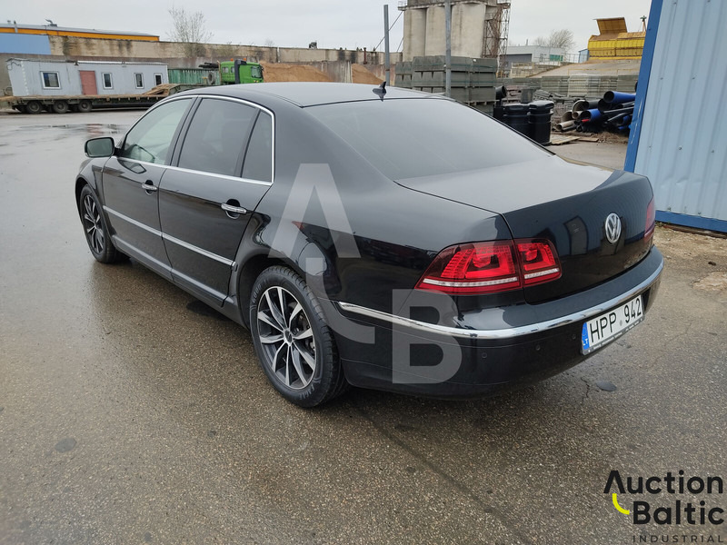 Volkswagen Phaeton - Lengvasis automobilis: foto 3 Volkswagen Phaeton - Lengvasis automobilis: foto 3