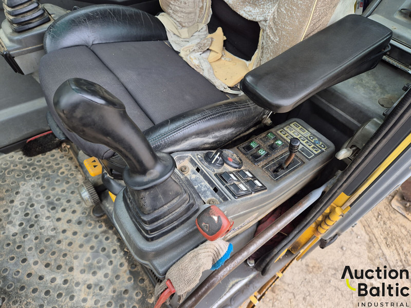 Ratinis ekskavatorius Volvo EW 160 B: foto 8 Ratinis ekskavatorius Volvo EW 160 B: foto 8