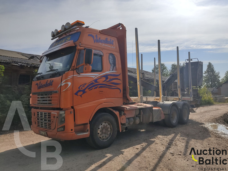 Volvo FH16 - Miškovežis, Sunkvežimis su kranu: foto 2 Volvo FH16 - Miškovežis, Sunkvežimis su kranu: foto 2