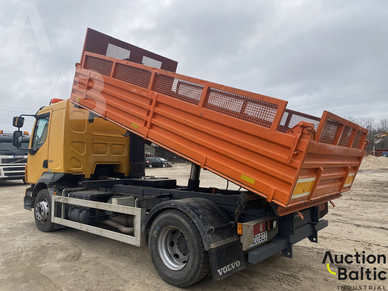 Volvo FL 240 4x2 - Savivartis sunkvežimis: foto 4 Volvo FL 240 4x2 - Savivartis sunkvežimis: foto 4