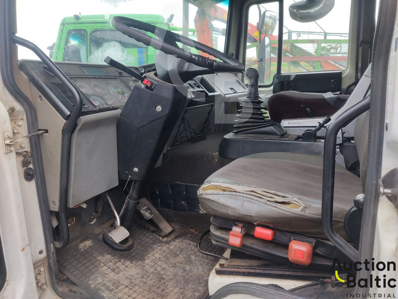 Volvo FL618 - Savivartis sunkvežimis, Sunkvežimis su kranu: foto 5 Volvo FL618 - Savivartis sunkvežimis, Sunkvežimis su kranu: foto 5