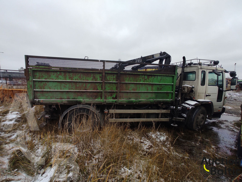 Volvo FL618 - Savivartis sunkvežimis, Sunkvežimis su kranu: foto 2 Volvo FL618 - Savivartis sunkvežimis, Sunkvežimis su kranu: foto 2