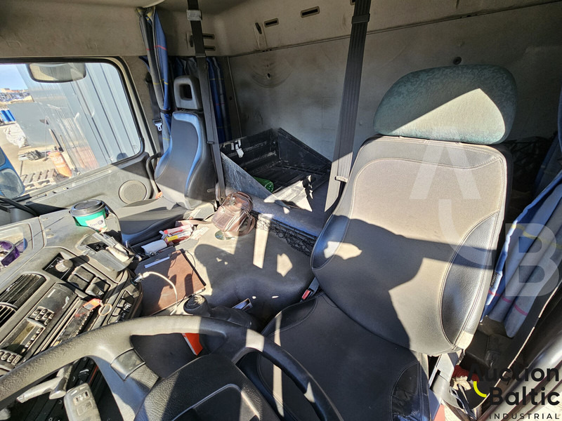 Savivartis sunkvežimis Volvo FM7 310: foto 9
