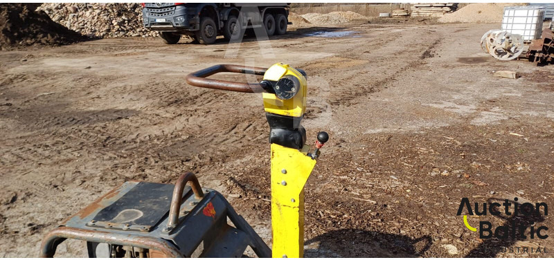 WACKER NEUSON DPU6055 - Tankinimo plokštė: foto 2 WACKER NEUSON DPU6055 - Tankinimo plokštė: foto 2