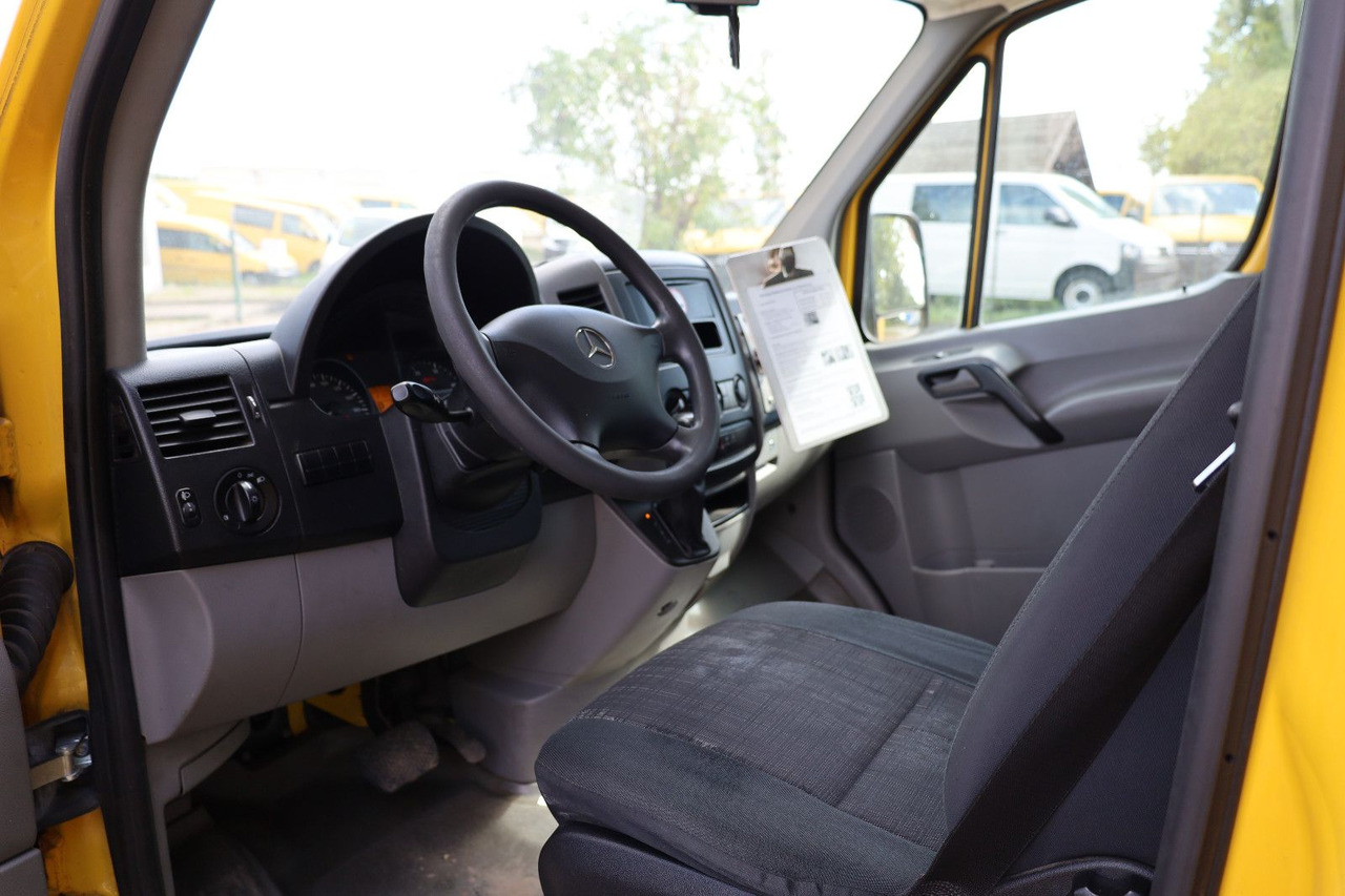 Mercedes-Benz Sprinter II Pritsche/ Koffer/Regalsystem - Furgonas su krovinių dėže: foto 5 Mercedes-Benz Sprinter II Pritsche/ Koffer/Regalsystem - Furgonas su krovinių dėže: foto 5