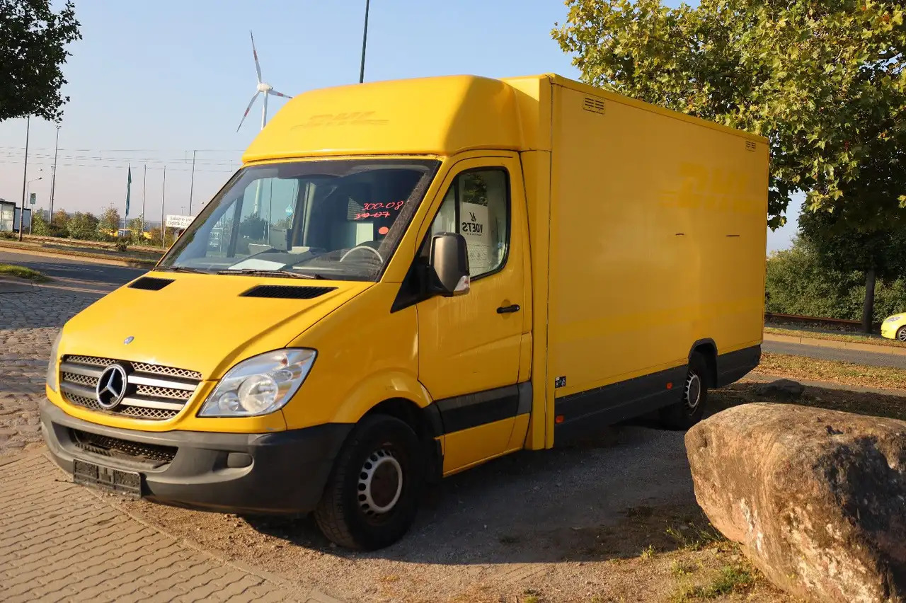 Mercedes-Benz Sprinter II Pritsche/ Koffer/Regalsystem - Furgonas su krovinių dėže: foto 2 Mercedes-Benz Sprinter II Pritsche/ Koffer/Regalsystem - Furgonas su krovinių dėže: foto 2