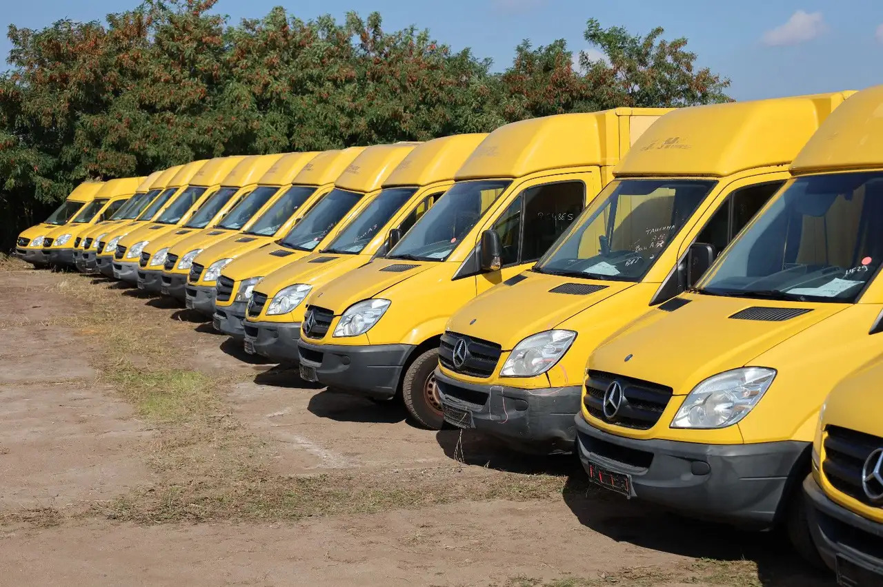 Mercedes-Benz Sprinter/Koffer/Regalsystem/ EU5/ 1. Hand - Furgonas su krovinių dėže: foto 1 Mercedes-Benz Sprinter/Koffer/Regalsystem/ EU5/ 1. Hand - Furgonas su krovinių dėže: foto 1