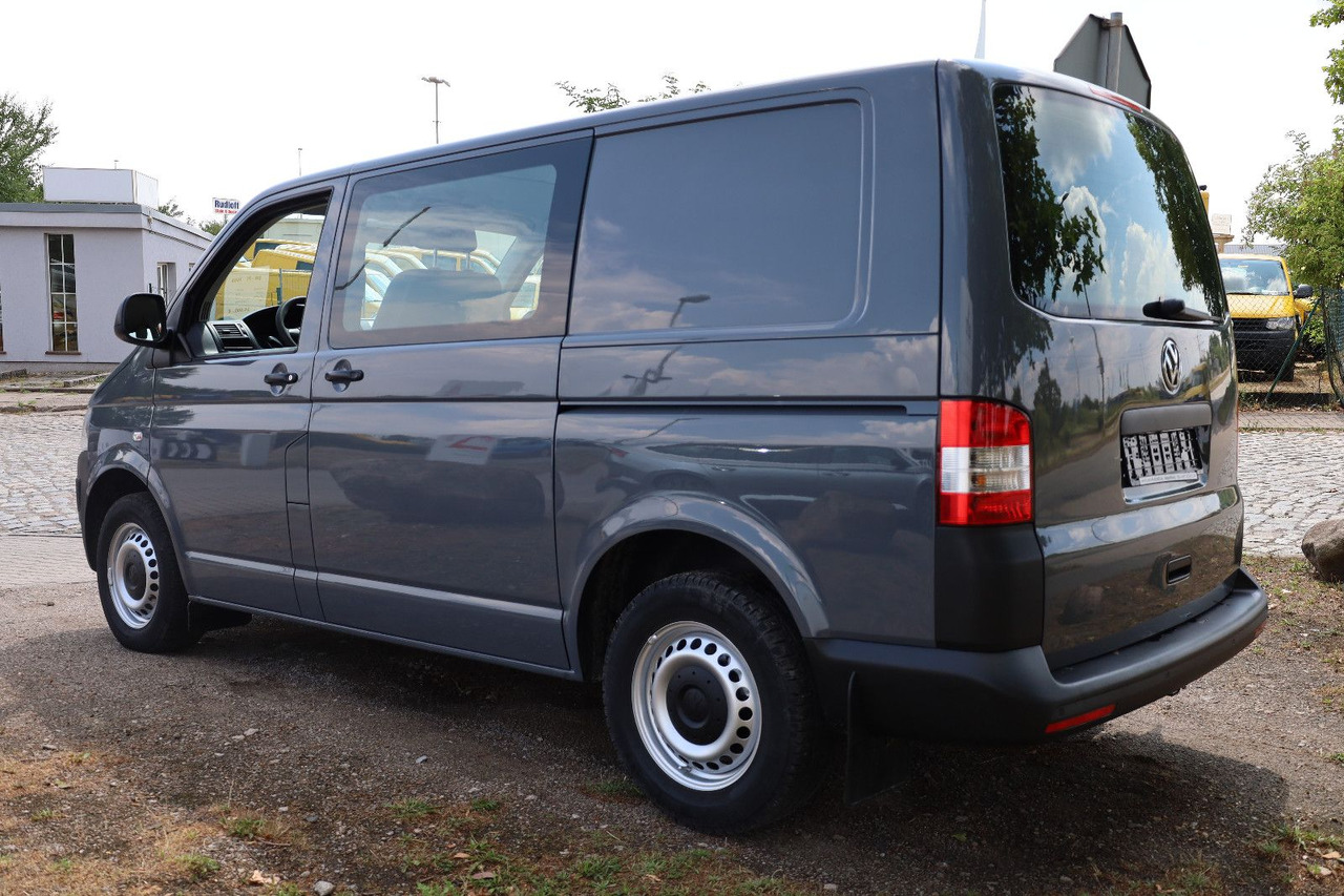 Volkswagen T5 Transporter Kasten-Kombi 2.0 TDI/EU5/5-Sitze - Keleivinis furgonas: foto 4 Volkswagen T5 Transporter Kasten-Kombi 2.0 TDI/EU5/5-Sitze - Keleivinis furgonas: foto 4
