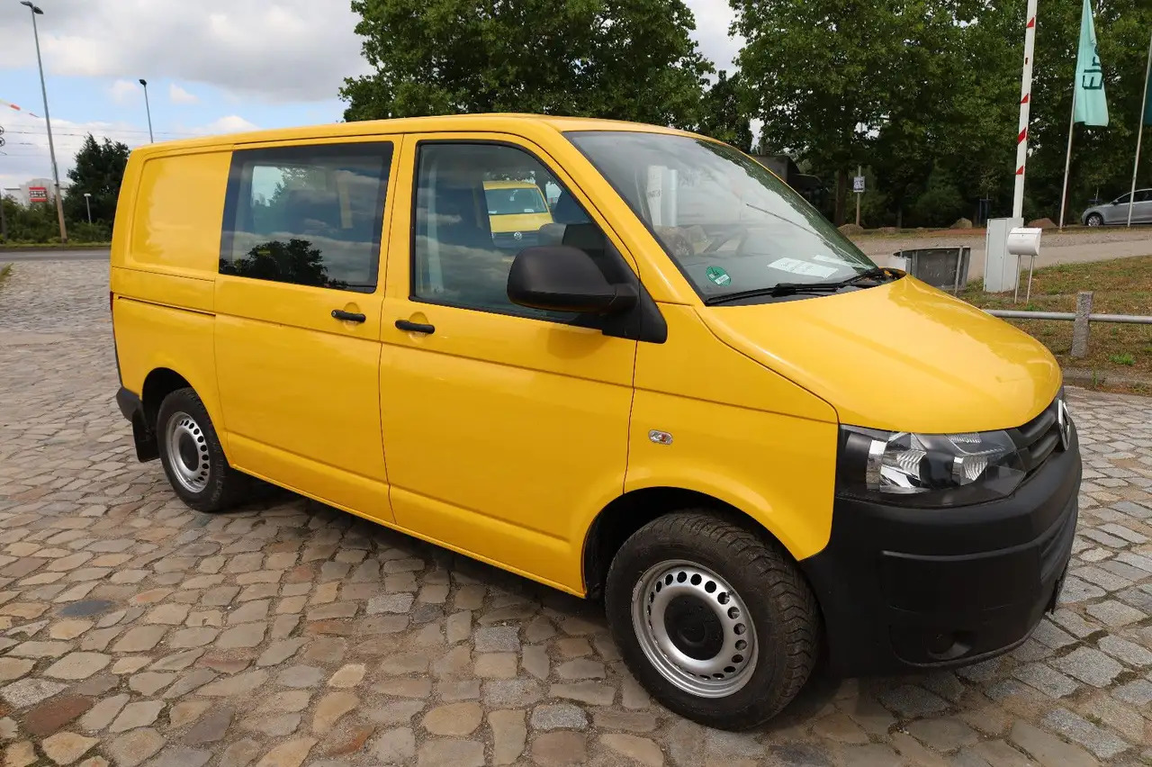 Volkswagen T5 Transporter Kasten-Kombi 2.0 TDI/EU5/5-Sitze - Lengvasis automobilis: foto 4 Volkswagen T5 Transporter Kasten-Kombi 2.0 TDI/EU5/5-Sitze - Lengvasis automobilis: foto 4