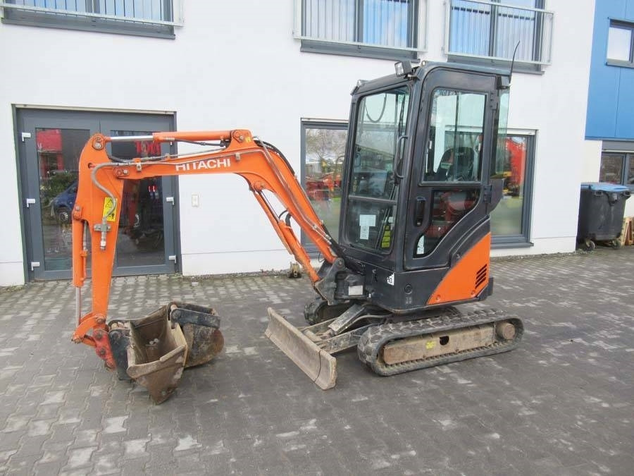 Hitachi ZX 17 U-2 - Mini ekskavatorius: foto 1 Hitachi ZX 17 U-2 - Mini ekskavatorius: foto 1