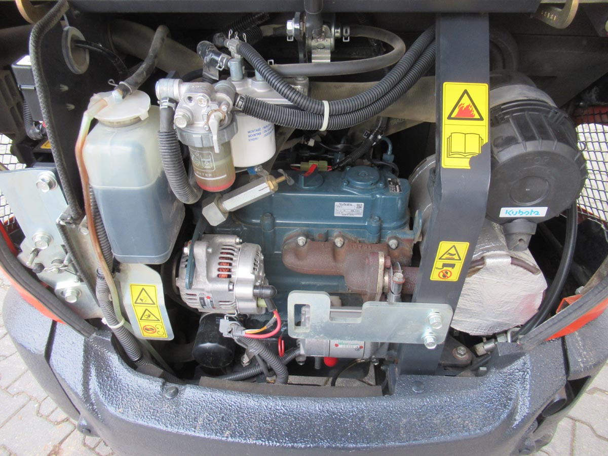 Kubota KX019-4 - Mini ekskavatorius: foto 4 Kubota KX019-4 - Mini ekskavatorius: foto 4