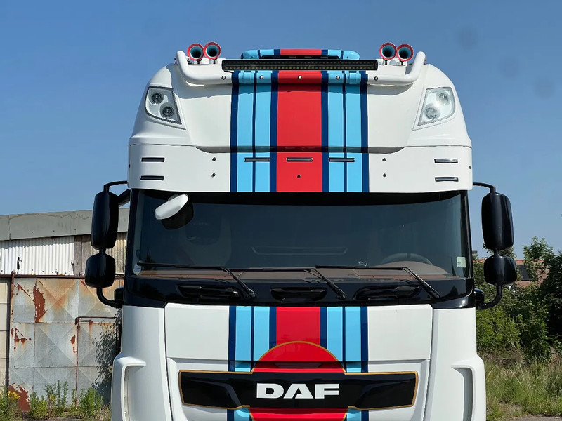 DAF XF 530 MARTINI RACING XF530 full options - Vilkikas: foto 3 DAF XF 530 MARTINI RACING XF530 full options - Vilkikas: foto 3