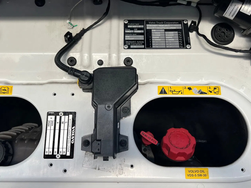 Volvo FH 500 XL CAB**FH 500 TURBO COMPOUND*Model 2023 - Vilkikas: foto 3 Volvo FH 500 XL CAB**FH 500 TURBO COMPOUND*Model 2023 - Vilkikas: foto 3