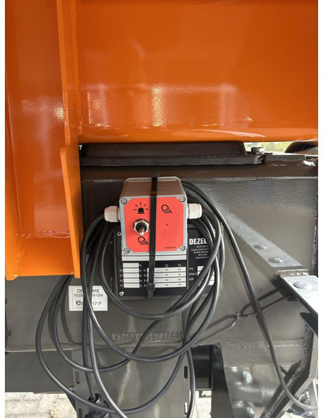 Nauja Savivartis sunkvežimis Dezeure Dezeure TPX 26 S: foto 10