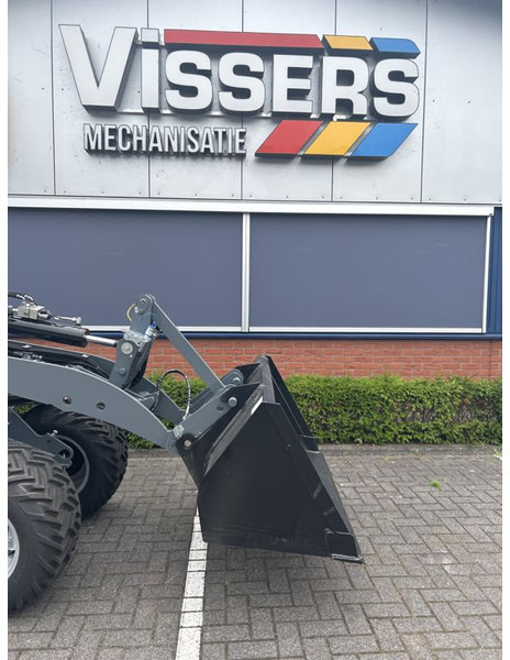 Tobroco Grondbak 130 cm Giant aanspan - Kaušas - Statybinė technika: foto 1 Tobroco Grondbak 130 cm Giant aanspan - Kaušas - Statybinė technika: foto 1