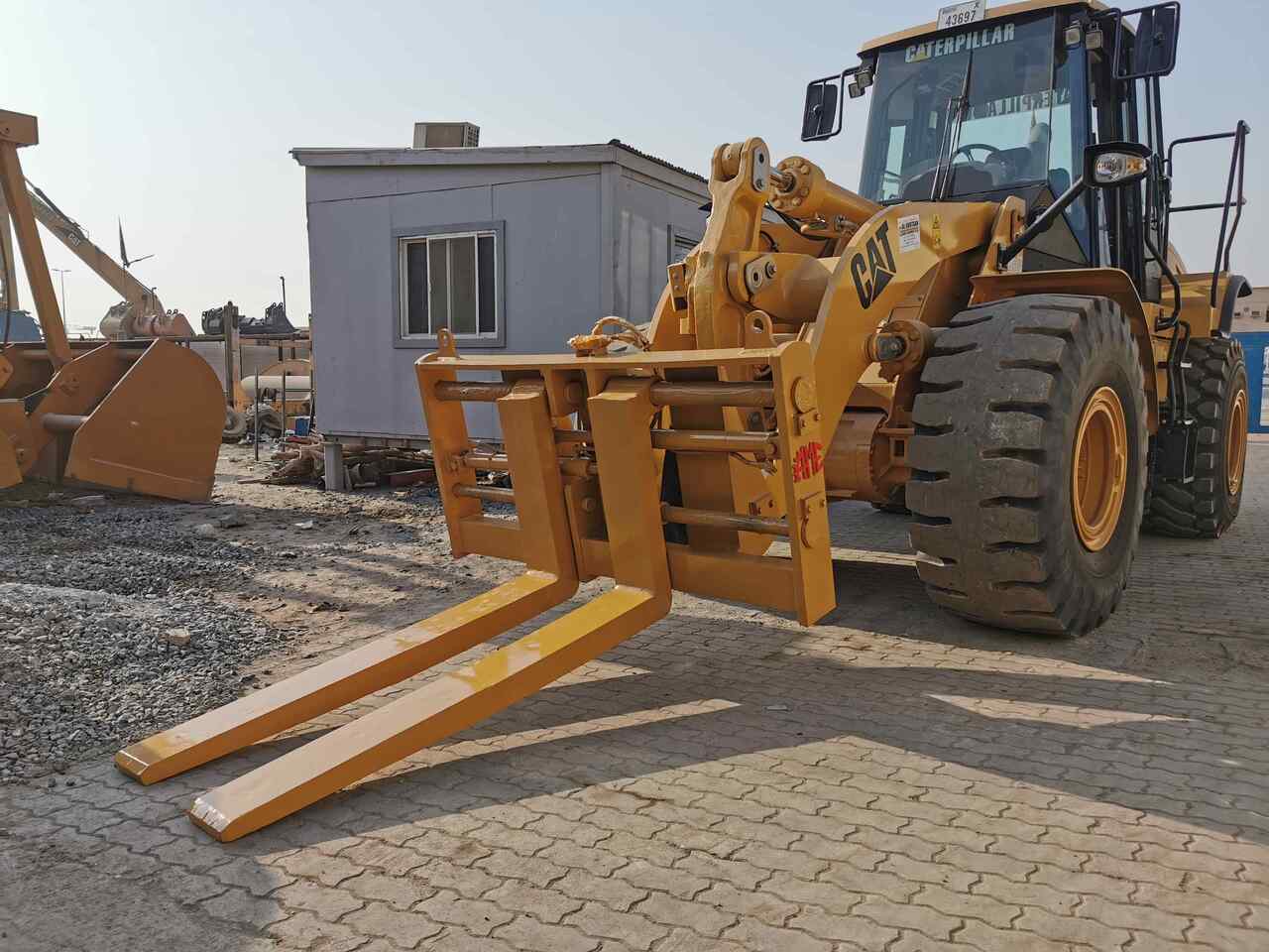 AME Hydraulic Pallet Fork - Šakės - Ratinis krautuvas: foto 2 AME Hydraulic Pallet Fork - Šakės - Ratinis krautuvas: foto 2