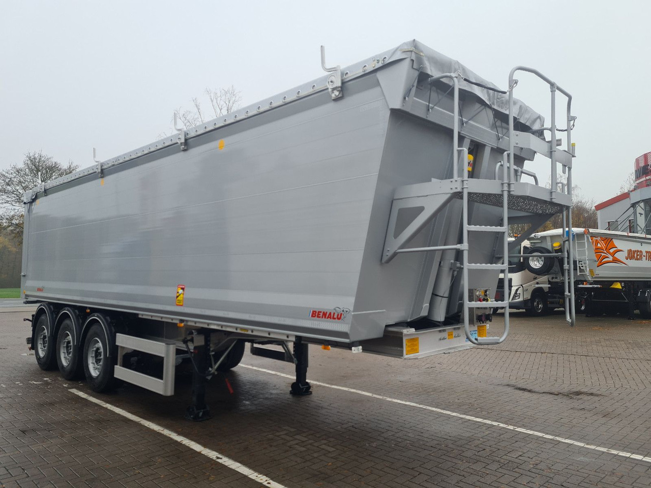 Benalu Bulkliner S 95 Schlammdicht - Savivartis puspriekabė: foto 2 Benalu Bulkliner S 95 Schlammdicht - Savivartis puspriekabė: foto 2