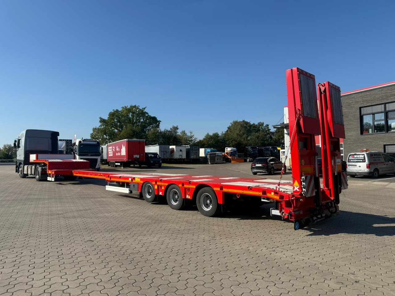 Kässbohrer K.SLA 3 / 1N-18/30 Ausziehbarer Tieflader - Žemo profilio platforma puspriekabė: foto 4 Kässbohrer K.SLA 3 / 1N-18/30 Ausziehbarer Tieflader - Žemo profilio platforma puspriekabė: foto 4