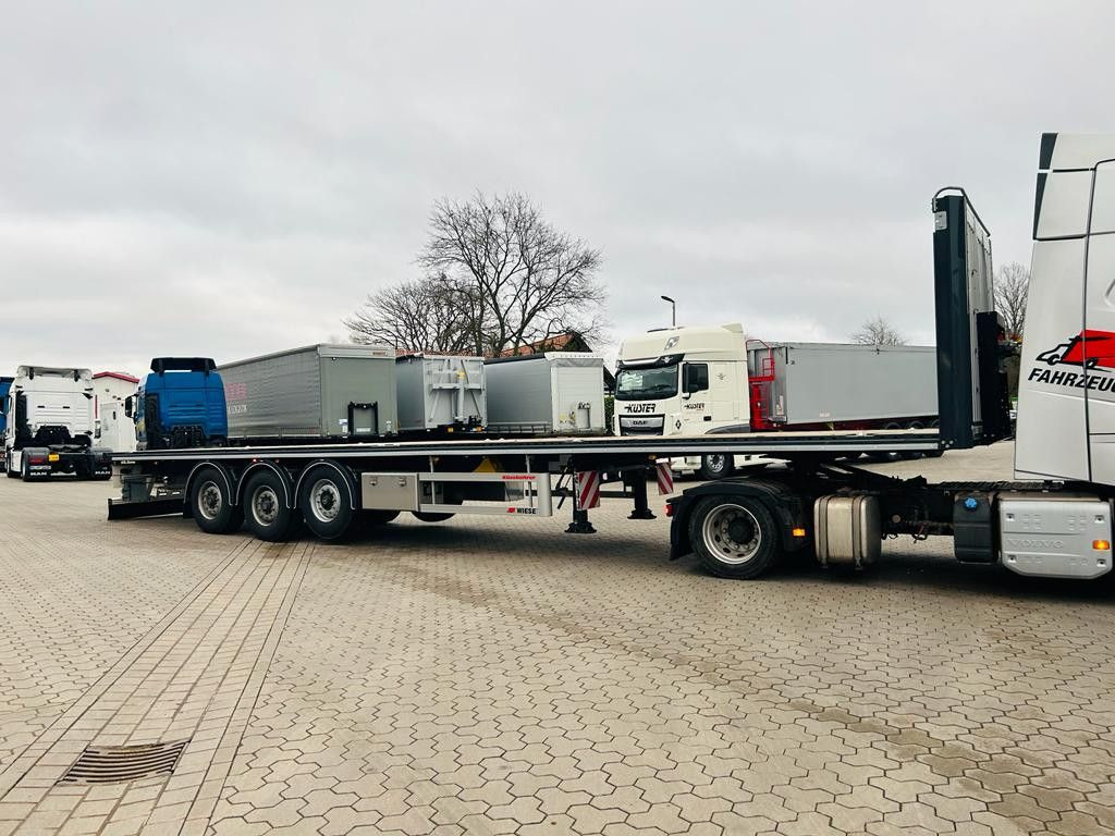 Kässbohrer K.SPS Plattform Auflieger Sofort Verfügbar - Platforminė/ Bortinė puspriekabė: foto 2 Kässbohrer K.SPS Plattform Auflieger Sofort Verfügbar - Platforminė/ Bortinė puspriekabė: foto 2