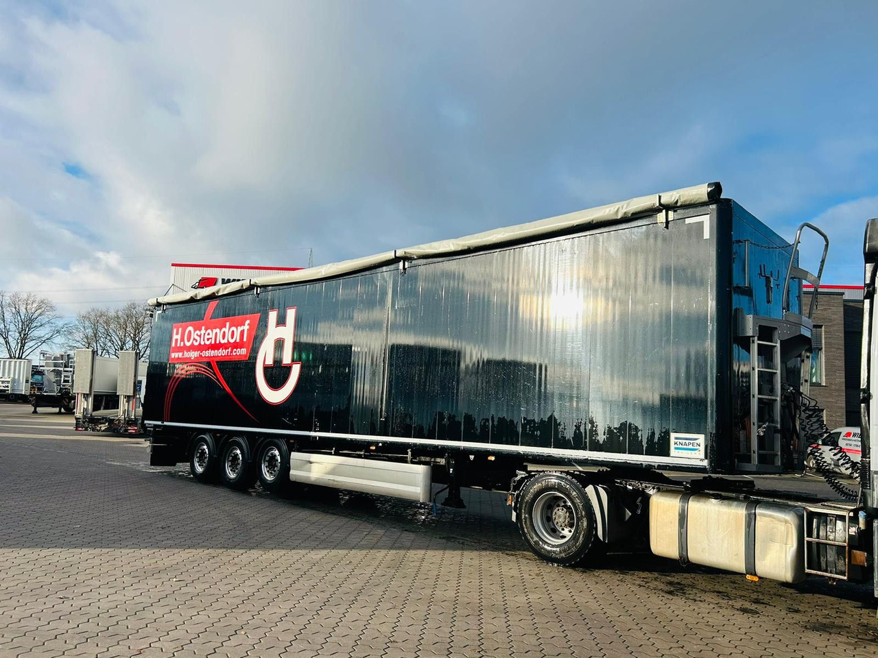 Knapen K100 Schubboden 92m³ Alu Felgen TÜV Plane Neu - Su slankiojanciomis grindimis puspriekabė: foto 1 Knapen K100 Schubboden 92m³ Alu Felgen TÜV Plane Neu - Su slankiojanciomis grindimis puspriekabė: foto 1