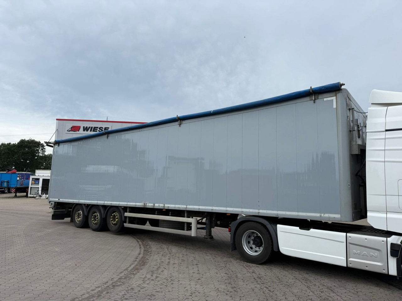 Knapen K100 Schubboden 92m³ HDI Boden ideal für Müll - Su slankiojanciomis grindimis puspriekabė: foto 1 Knapen K100 Schubboden 92m³ HDI Boden ideal für Müll - Su slankiojanciomis grindimis puspriekabė: foto 1