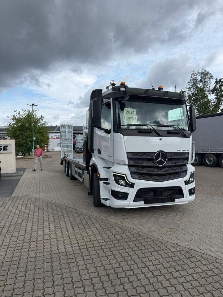 Mercedes-Benz Actros mit Rampen, Maschinentransporter - Evakuatorius: foto 5 Mercedes-Benz Actros mit Rampen, Maschinentransporter - Evakuatorius: foto 5