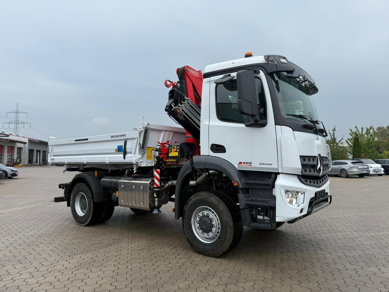 Mercedes-Benz Arocs 1835 4x2 Meiller Fassi F135 Kran Kipper - Sunkvežimis su kranu: foto 2 Mercedes-Benz Arocs 1835 4x2 Meiller Fassi F135 Kran Kipper - Sunkvežimis su kranu: foto 2