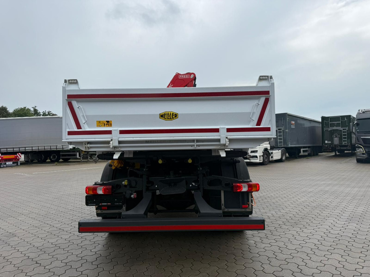 Mercedes-Benz Arocs 1835 4x2 Meiller Fassi F135 Kran Kipper - Savivartis sunkvežimis, Sunkvežimis su kranu: foto 5 Mercedes-Benz Arocs 1835 4x2 Meiller Fassi F135 Kran Kipper - Savivartis sunkvežimis, Sunkvežimis su kranu: foto 5
