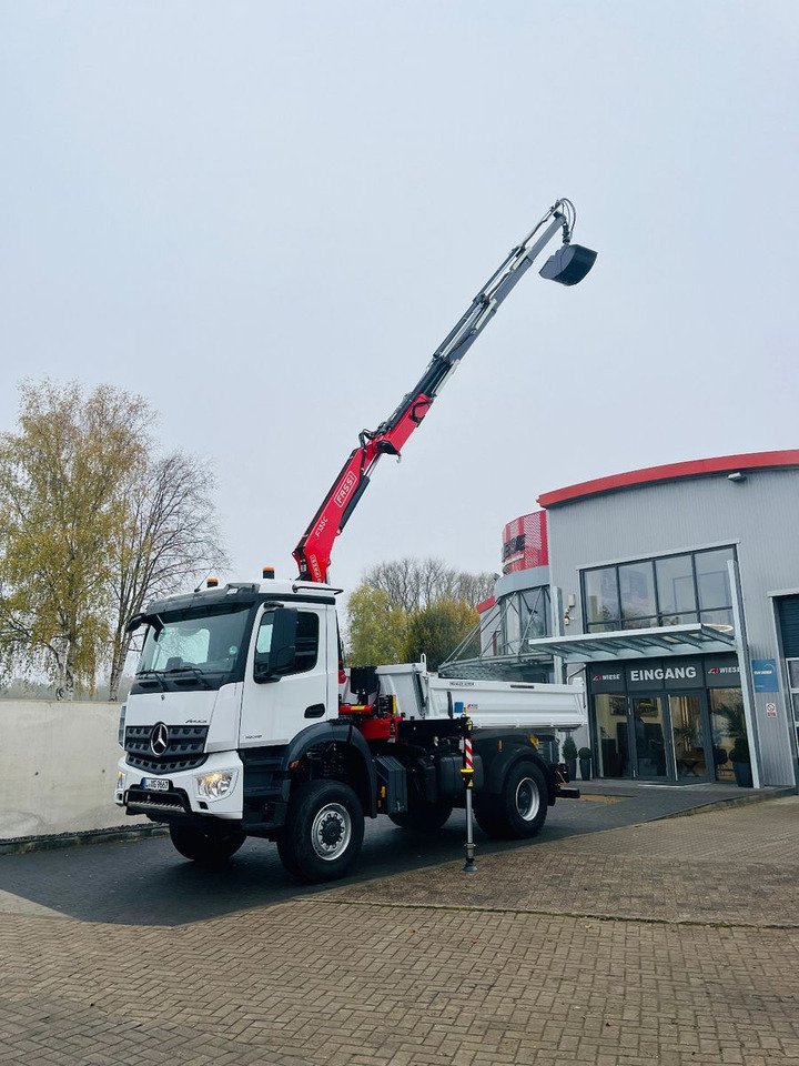 Mercedes-Benz Arocs 1835 4x4 Meiller Fassi F135 Kran Kipper - Savivartis sunkvežimis, Sunkvežimis su kranu: foto 3 Mercedes-Benz Arocs 1835 4x4 Meiller Fassi F135 Kran Kipper - Savivartis sunkvežimis, Sunkvežimis su kranu: foto 3