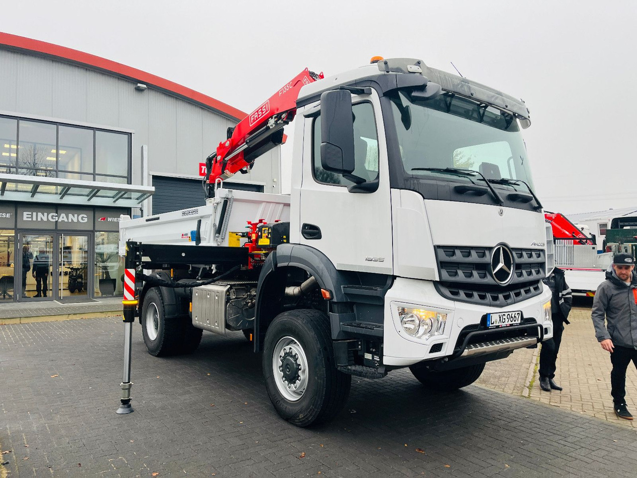 Mercedes-Benz Arocs 1835 4x4 Meiller Fassi F135 Kran Kipper - Savivartis sunkvežimis, Sunkvežimis su kranu: foto 2 Mercedes-Benz Arocs 1835 4x4 Meiller Fassi F135 Kran Kipper - Savivartis sunkvežimis, Sunkvežimis su kranu: foto 2