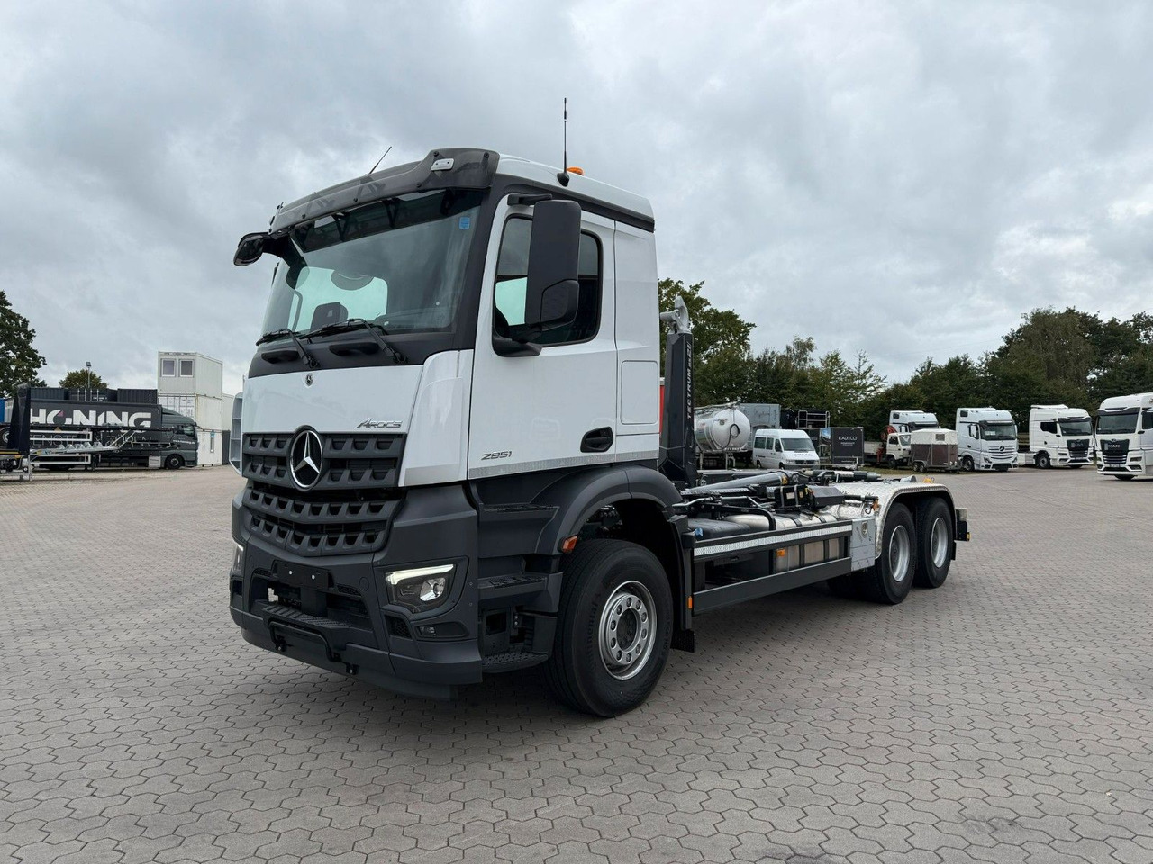 Mercedes-Benz Arocs 5 2651L 6 x4 Meiller RS 2170 - Hook-lift sunkvežimis: foto 3 Mercedes-Benz Arocs 5 2651L 6 x4 Meiller RS 2170 - Hook-lift sunkvežimis: foto 3