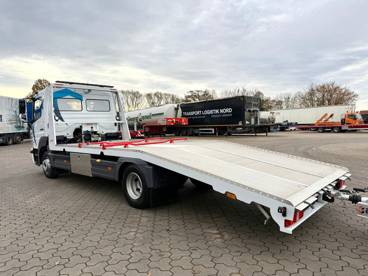Mercedes-Benz Atego 918L Autotransporter mit BFZ Anhänger - Autovežis sunkvežimis: foto 5 Mercedes-Benz Atego 918L Autotransporter mit BFZ Anhänger - Autovežis sunkvežimis: foto 5