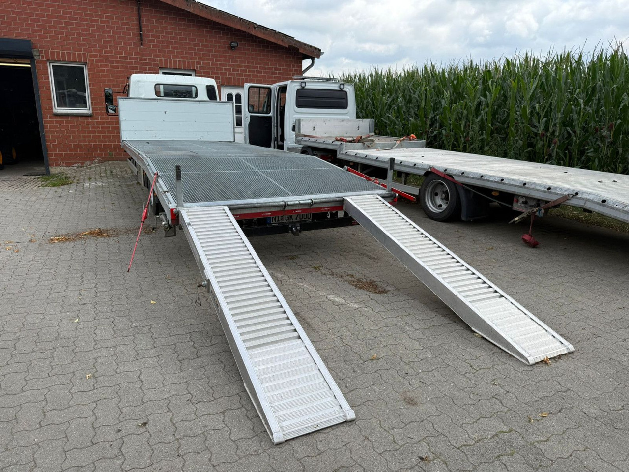 Mitsubishi Fuso Canter 7C18 Arbeitsbühnentransporter - Bortinis automobilis: foto 3 Mitsubishi Fuso Canter 7C18 Arbeitsbühnentransporter - Bortinis automobilis: foto 3