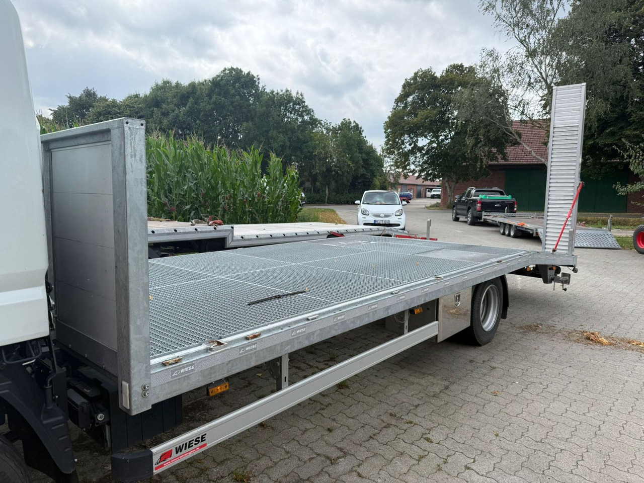 Mitsubishi Fuso Canter 7C18 Arbeitsbühnentransporter - Evakuatorius: foto 5 Mitsubishi Fuso Canter 7C18 Arbeitsbühnentransporter - Evakuatorius: foto 5