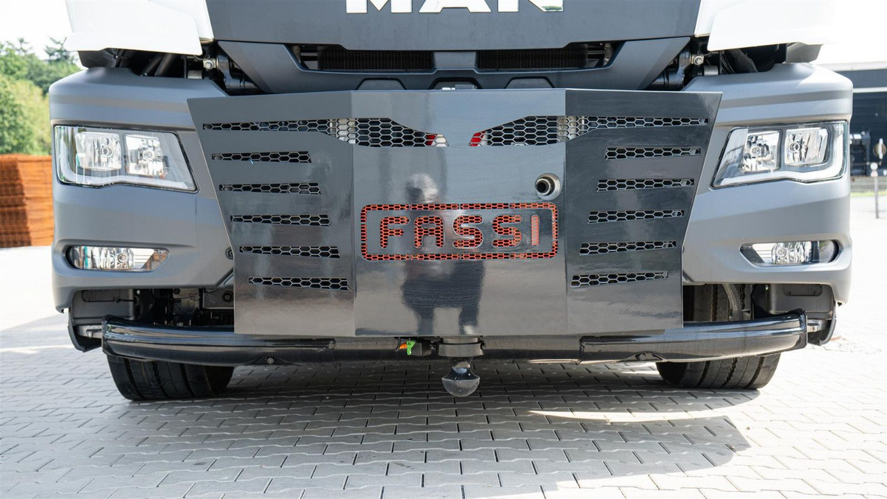 MAN 35.470 8x2 Kran F710 RA2.26 - Sunkvežimis, Sunkvežimis su kranu: foto 2 MAN 35.470 8x2 Kran F710 RA2.26 - Sunkvežimis, Sunkvežimis su kranu: foto 2