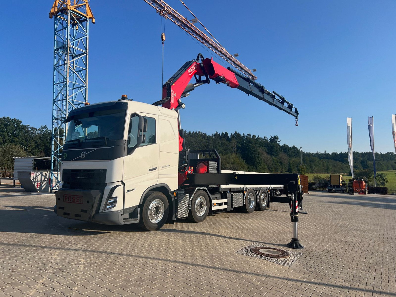 Volvo FH 500 8x2 Kran F710 RA2.26 - Sunkvežimis, Sunkvežimis su kranu: foto 1 Volvo FH 500 8x2 Kran F710 RA2.26 - Sunkvežimis, Sunkvežimis su kranu: foto 1