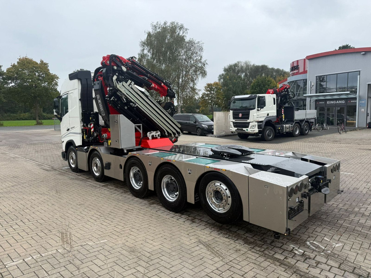 Volvo FH540 10x4 mit F1150 Ladekran, Sattelzugmaschine - Sunkvežimis, Sunkvežimis su kranu: foto 2 Volvo FH540 10x4 mit F1150 Ladekran, Sattelzugmaschine - Sunkvežimis, Sunkvežimis su kranu: foto 2