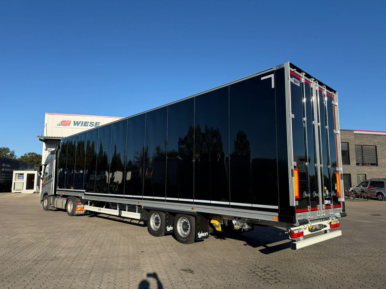 Talson TGG TAL 12/18 Mega Kofferauflieger 99m³ - Furgonas puspriekabė: foto 1 Talson TGG TAL 12/18 Mega Kofferauflieger 99m³ - Furgonas puspriekabė: foto 1