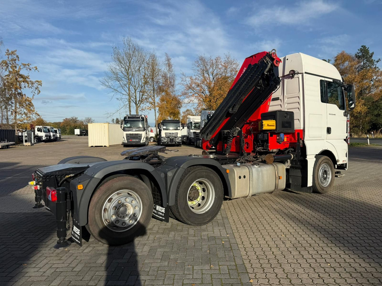 MAN TGX 26.440 6x2 mit HMF 3000-K5 Kran Top Zustand - Vilkikas: foto 5 MAN TGX 26.440 6x2 mit HMF 3000-K5 Kran Top Zustand - Vilkikas: foto 5