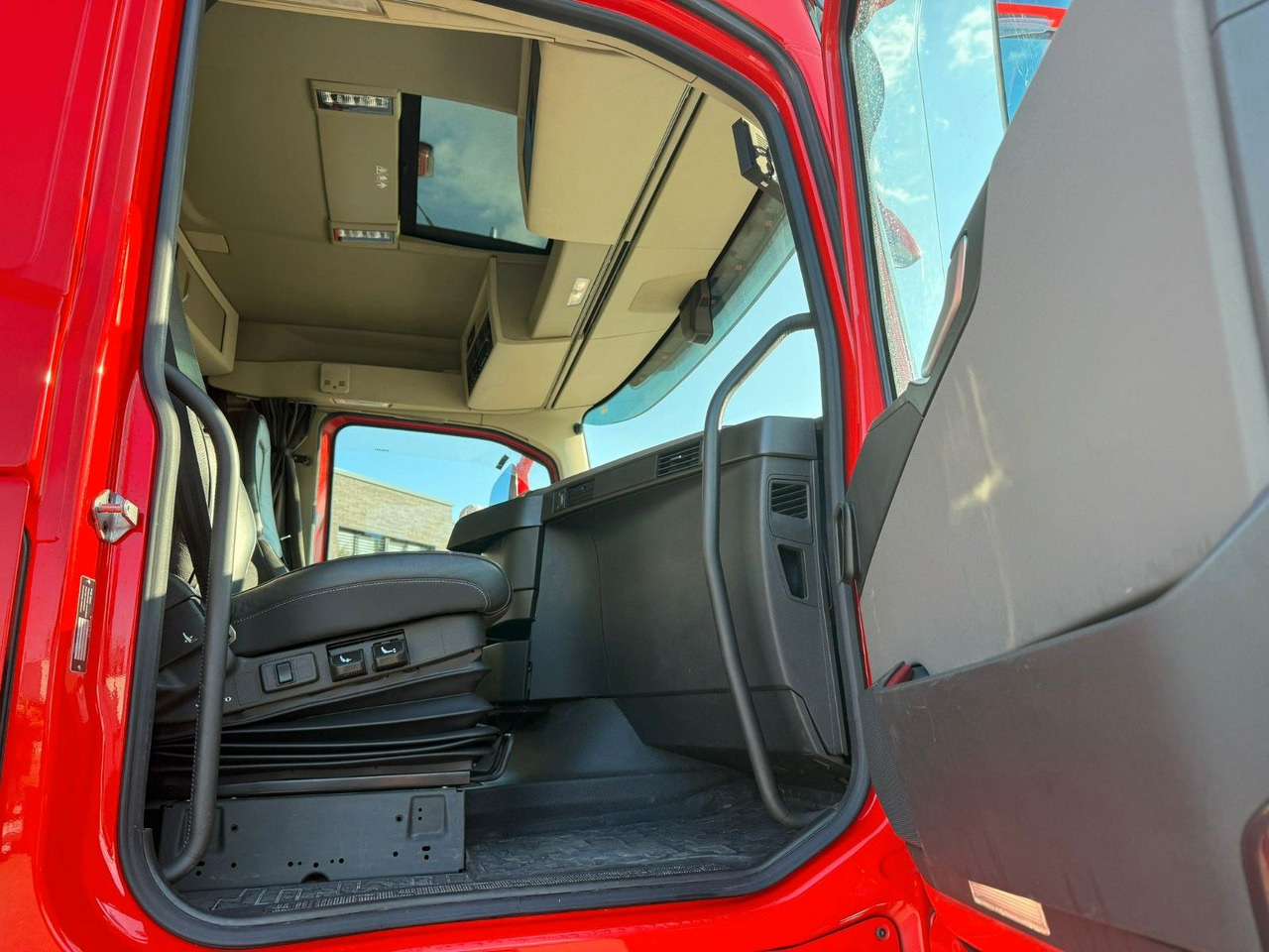 Volvo FH 540 4x2 BL mit Alu Felgen Top gepflegt - Vilkikas: foto 5 Volvo FH 540 4x2 BL mit Alu Felgen Top gepflegt - Vilkikas: foto 5