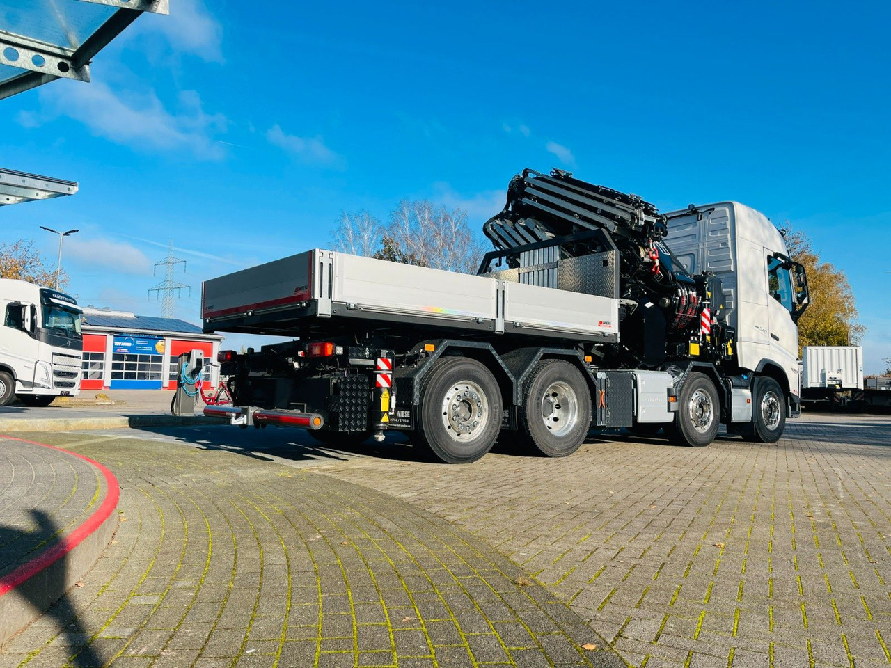 Volvo FH 540 Kran mit F1450 HXP Fly Jib + Winde - Vilkikas: foto 2 Volvo FH 540 Kran mit F1450 HXP Fly Jib + Winde - Vilkikas: foto 2